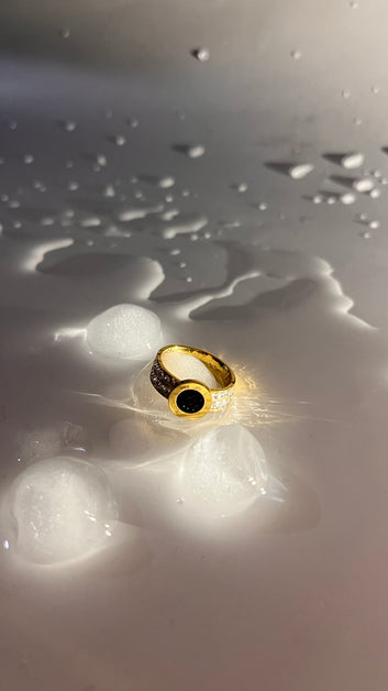 Black Stone Gold Ring – Stainless Steel Statement Ring