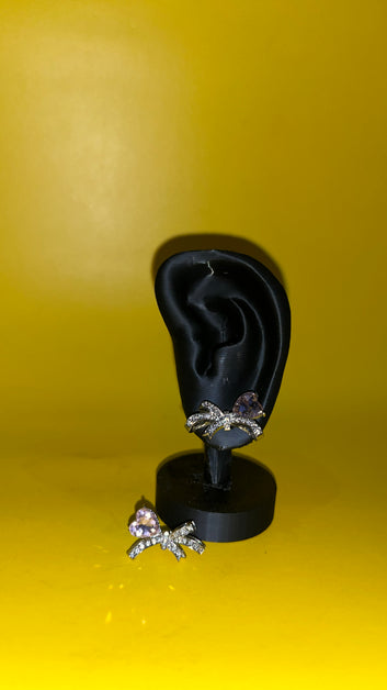 Bow heart diamond