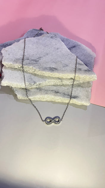 Infinity neckalce