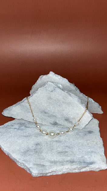 White pearl gold